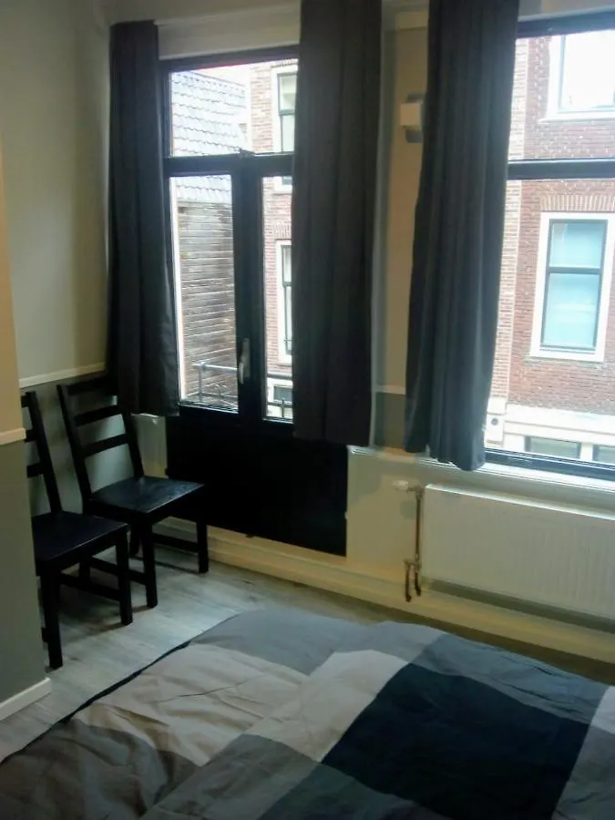 Aldo, Not For Parties, Not A Hotel, Room With Shared Bathroom, No Kitchen Amsterdam Homestay